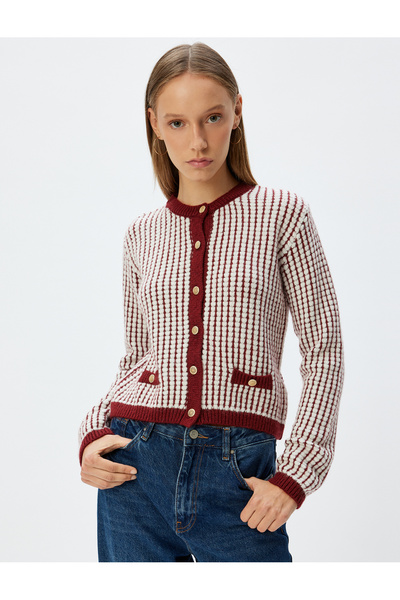 Koton Crew Neck and Pocket Detailed Knitwear Cardigan - Buttoned Long Sleeve