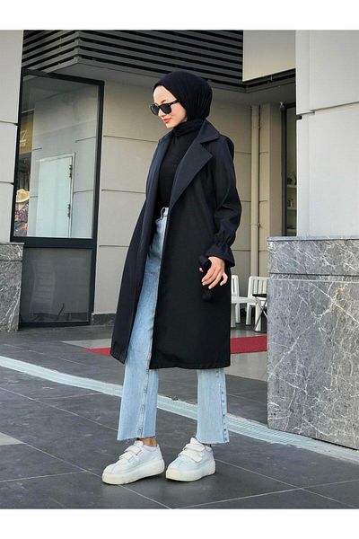 MERVEN AKYÜZ Trenci negru cu maneci cu volane