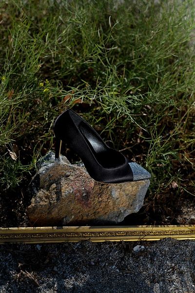 sovrana Special Series Stone Detailed Stiletto Black Satin