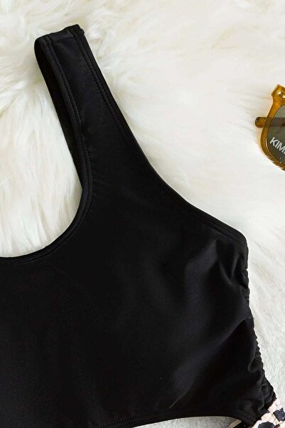 Angelsin Speciális tervezésű leopárd fürdőruha, oldalsó rögzítési részlettel