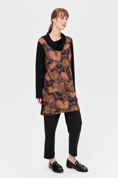 Esswaap Black Degaje Collar Leaf Patterned Tunic