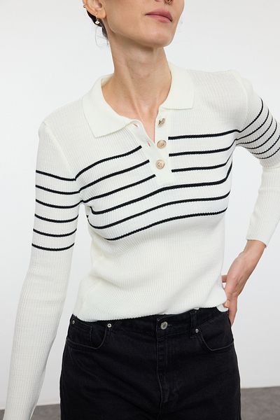 Edit by Trendyol Ecru Striped Basic Fitted Knitwear Sweater Tedaw25Kz00016