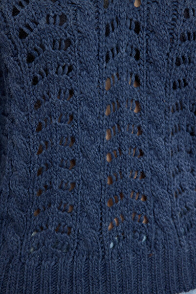 Edit by Trendyol Pulover din tricotaje indigo cu textura moale - TEDAW25KZ00012