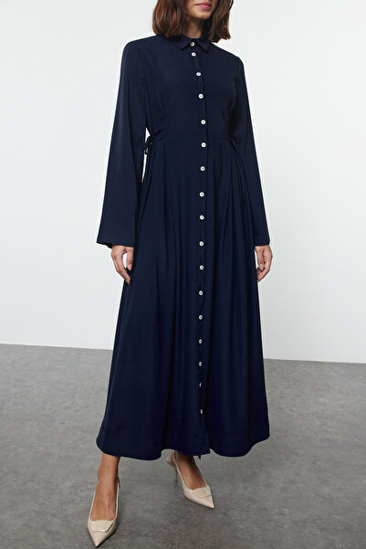Trendyol Modest Sötétkék kötőgombos részletes szőtt ingruha TCTAW25EB00087