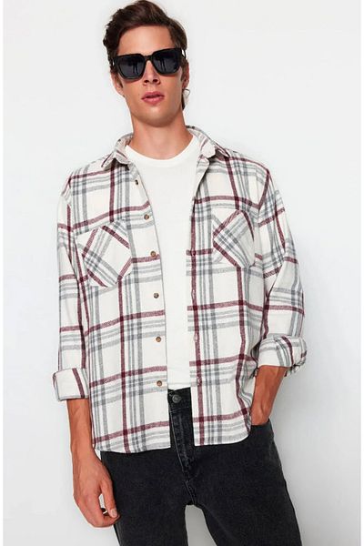 Trendyol Collection Χειμερινό πουκάμισο σε στυλ μπορντό ξυλοκόπο - Διπλές τσέπες, καρό TMNAW22GO0356