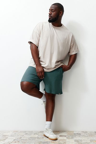 Trendyol Collection Emerald Green Comfortable Large Size Cotton Shorts - TMNSS24AP00003