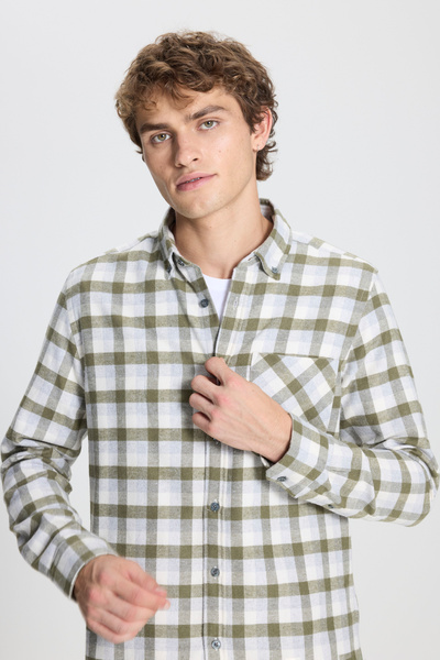 AC&Co / Altınyıldız Classics Erkek Haki-gri Slim Fit Dar Kesim Düğmeli Yaka Sıcak Tutan Kareli Kışlık Flanel Oduncu Gömlek