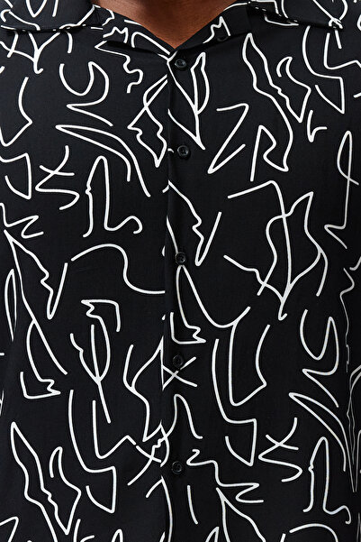 Trendyol Collection Black Viscose Print Loose Summer Shirt - Regular Fit, Plus Size Tmnss24Ax00011