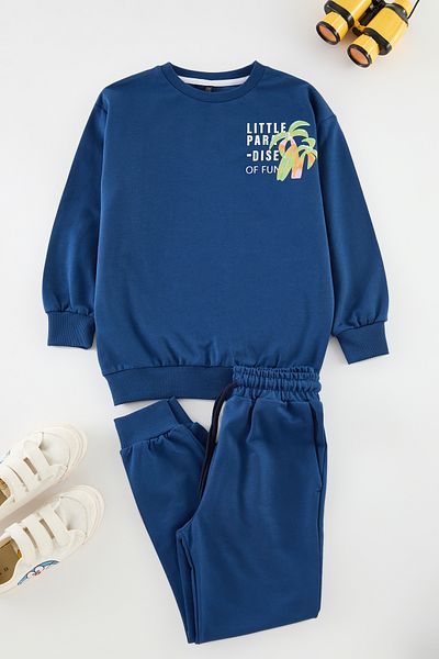 TRENDYOLKIDS Fiú sötétkék szlogen pamut öltöny - TKDAW25AU00044