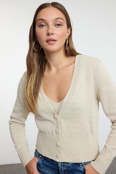 Trendyol Collection Σετ μπεζ Crop μπλούζα και πλεκτή ζακέτα - TWOAW25HI00199