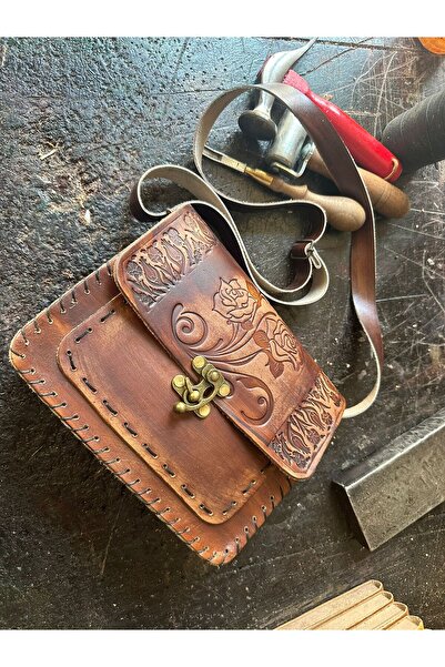 zarif atölye Δερμάτινη τσάντα - Κεντημένη με τριαντάφυλλο