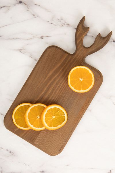 DNS HOME Wooden Deer Cutting Board Presentation Serving Board Presentation Holder