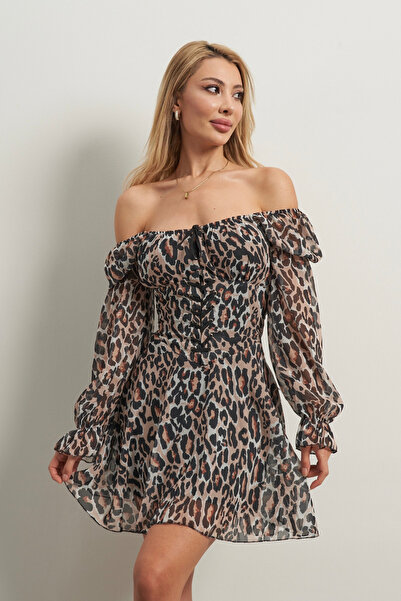 Rabia Çelik Model leopard negru - rochie scurtă de damă cu detaliu cu ochi