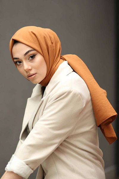Organic Hijab Cotton Kraş Cazz Shawl Model -tan