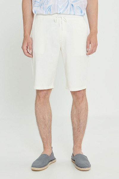 AC&Co / Altınyıldız Classics Ανδρικό λευκό λινό - Σορτς Comfort Fit Relaxed Fit