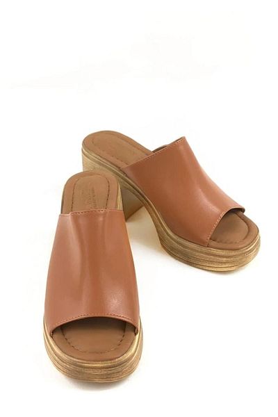 Preshley شبشب نسائي من Rosso Tan Comfort لتقويم العظام ونعل داخلي وكعب سميك