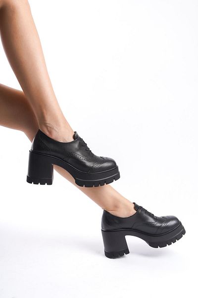 Preshley Дамски ботуши Dianai Black Skin Модел 8 см обувки на платформа