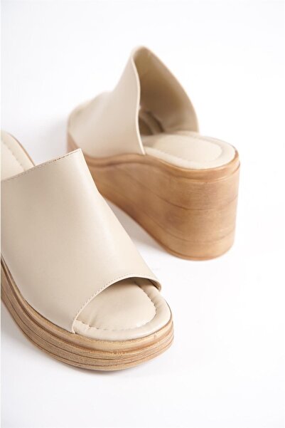 Preshley Γυναικείες παντόφλες Pamela Cream Comfort Ορθοπεδικός πάτος με σφήνα τακούνι