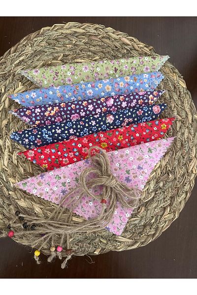 Den Tasarım Hediyelik 6-Piece Colorful Coffee Napkin with Flower Pattern - Presentation Napkin