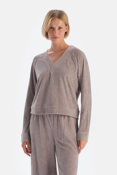 Dagi Langärmliges Sweatshirt aus helllilafarbenem Samt mit V-Ausschnitt