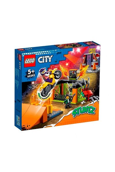 Lego City 60293 نموذج حديقة العرض