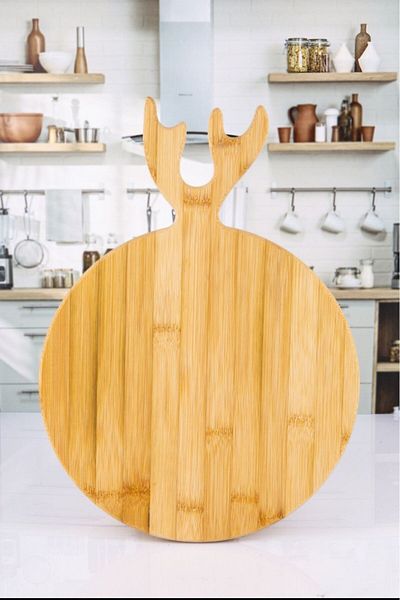 Lizzy Decorative Deer Wooden Board - with Presentation and Cutting Detail