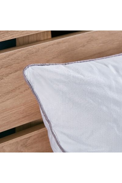 Home Box Luxury Down Alternative Filled Cushion - 40x65 cm