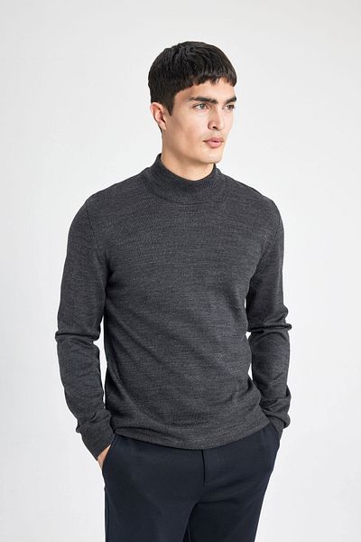 DeFacto Slim Fit Sweater
