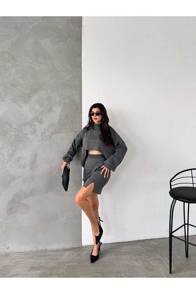 aytenli Stand Collar Lightweight Front Knitwear Set - Oval Short Skirt, Standard Size Double Set
