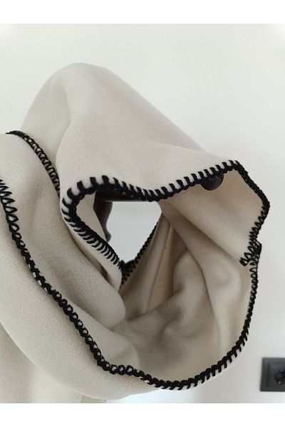 arslan deco Cream Colored Gray and Black Shepherd Stitched Fleece Scarf