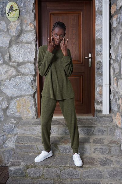 LOUP DORE Large Size Women's Trousers Set with Pockets