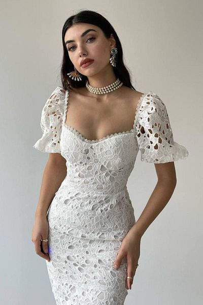 Özel Tasarım Rochie din dantelă festonată din guipur cu guler alb cu design special
