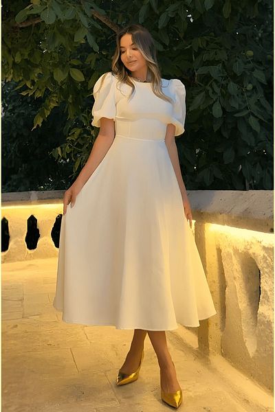 Afiş Butik Λευκό μακρύ φόρεμα με μανίκια με μπαλόνι