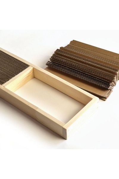PrintiesPlus Changeable Luxury Cat Scratch Board and Cardboard - Organic Wood