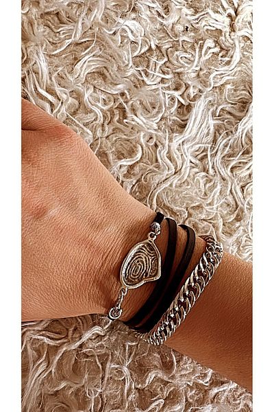 by özllem Black leather design bracelet set