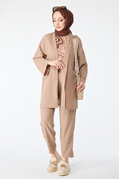 TOFİSA Beiges Set aus Strickjacke und Hose für Damen - 11432