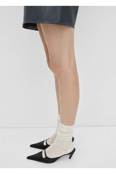 MANGO Woman Gerippte Baumwollsocken