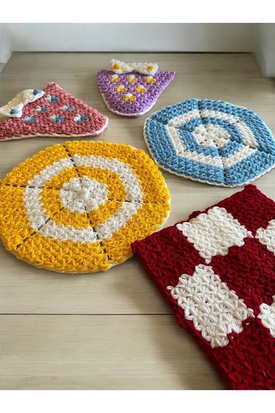 Dantelux Hep Trend Hand Knitted 5 Pieces Colorful Heart Square Round Mixed Fiber