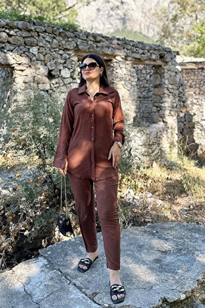 İpli طقم علوي وسفلي بني مع قميص - تفاصيل الجيب