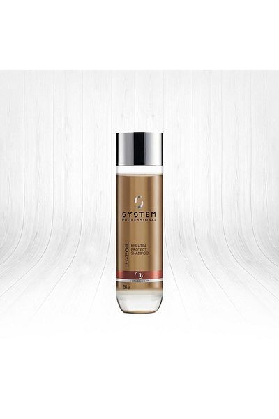 Wella System Professional Luxe Oil Keratin Protective Shampoo for Damaged Hair 250 ml