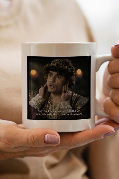 South Steel Ay Bu Küçük, Narin, Hassas ve Orantılı Kulaklarım Neler Duyuyuyor...