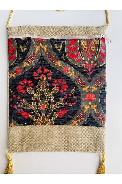 GALATA GIFT Чанта за през рамо с шарка на килим, с пискюли, с цип, 25x20