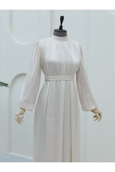 HİJABAYA فستان برباط على الكتف وأكمام بالون