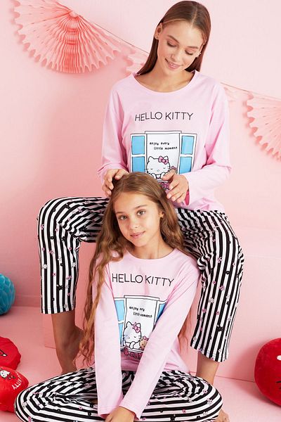 Siyah İnci Hello Kitty Licensed - 100% Cotton Pink Crewneck Sleepwear Σετ HK208