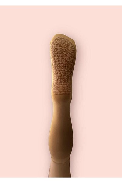 Dore Women's Nude Anti-Slip Hajj and Umrah Tawaf Socks Knee Socks