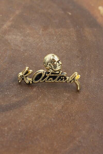 Chantaky 089 5000 Gold Atatürk Ve Imzalı Yaka Rozeti