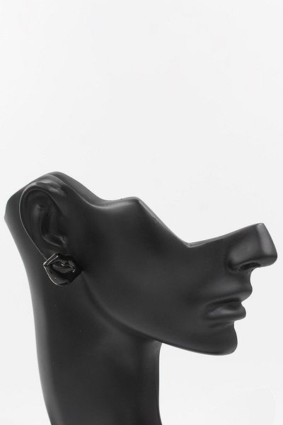 Chantaky 097 7500 Lip Earrings