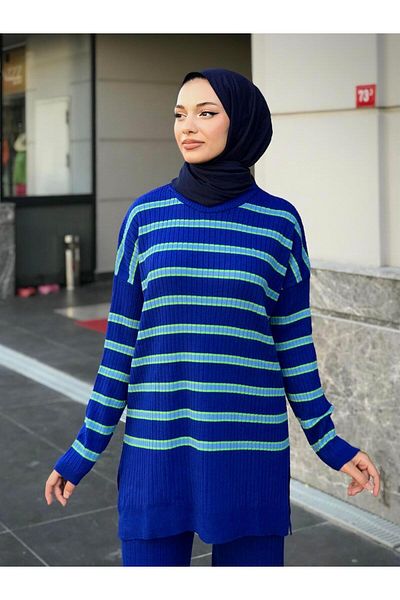 MERVEN AKYÜZ Saks Dream Knitwear Set