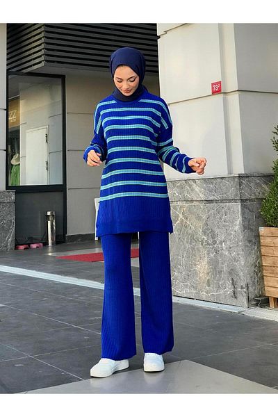 MERVEN AKYÜZ Saks Dream Knitwear Set