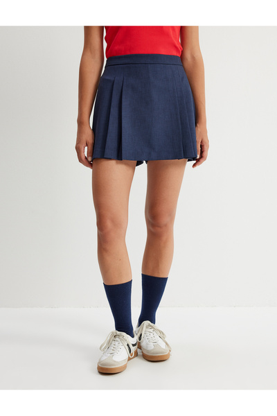 Koton Rahat Kalıp Standart Bel Mini Pileli Şort Etek
